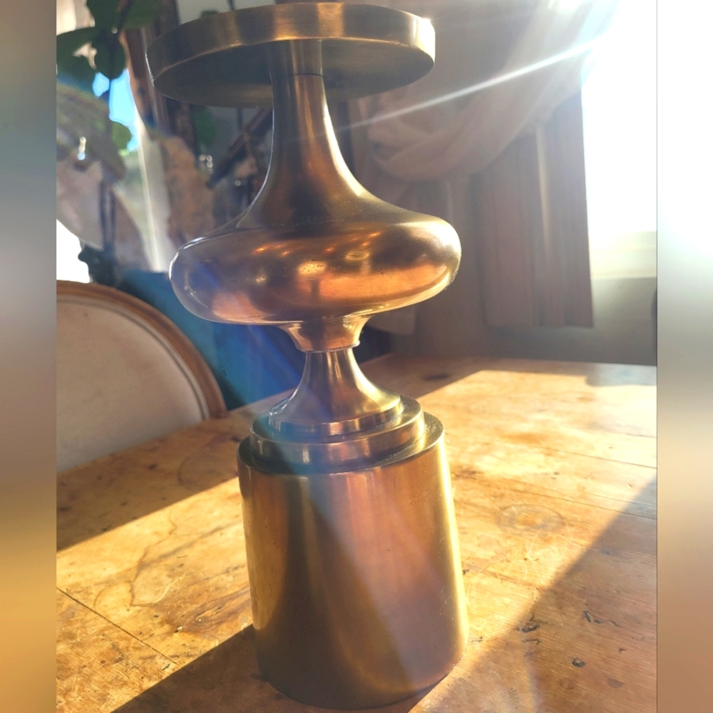 The Vintage Brass Candle Holder Pedestal